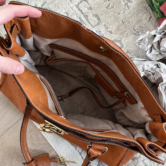 Micheal Kors Hamilton X-LARGE bag - Picture 6 of 11